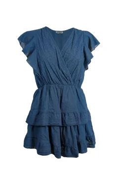 Robes><noscript><img width=
