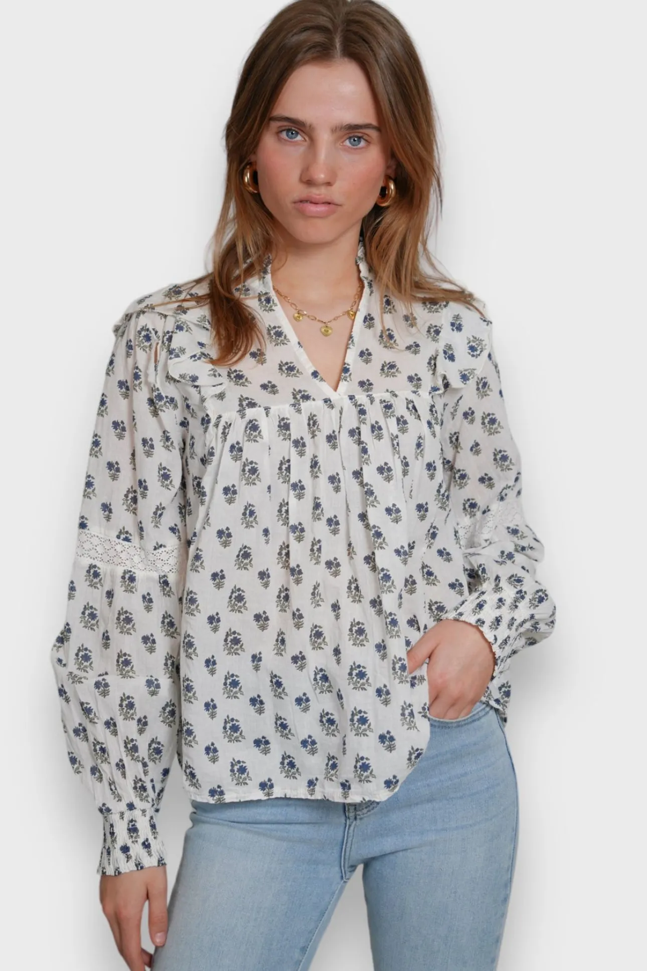 Hauts>Meet Me There Peony Blouse